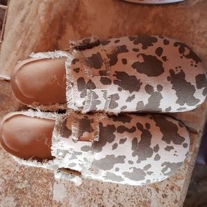 Very G cowprint mule shoes